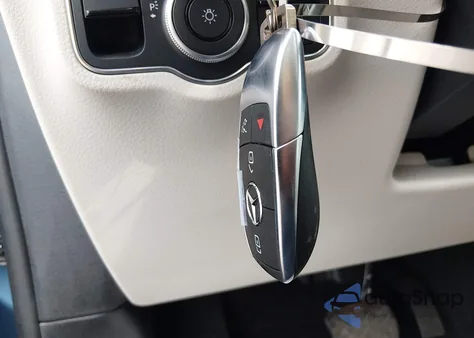 2022 Mercedes-Benz Glb 250 4Matic from USA, damaged, VIN W1N4M4HB3NW258514